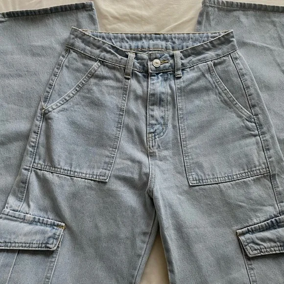 SHEIN Light Blue Denim Jeans - Picture 1 of 5